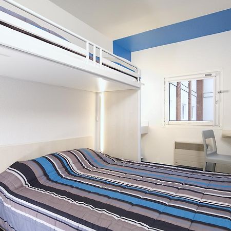 Enzo Hotels 1Er Prix Charleville Exterior foto